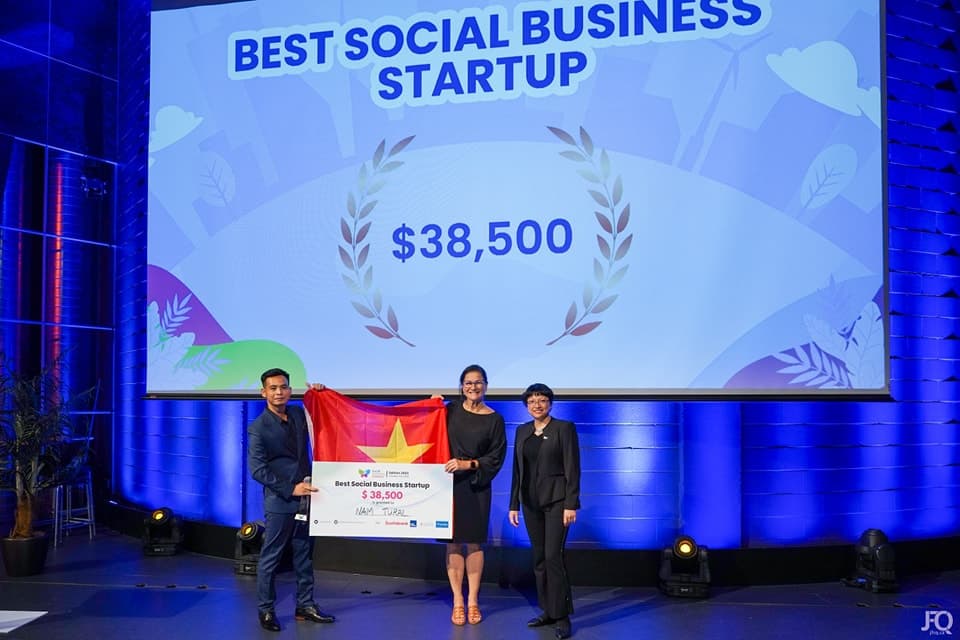 Nguyễn Xuân Tài đưa Nam Tural vô địch Social Business Creation 2023